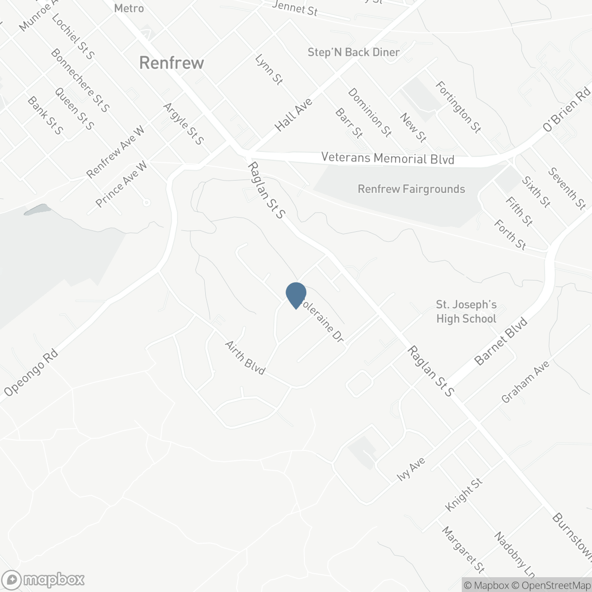 511 COLERAINE DRIVE, Renfrew, Ontario K7V 1X3